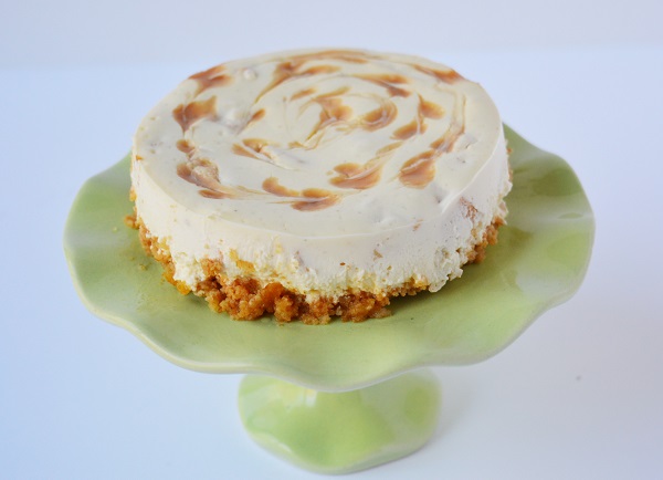 caramel-apple-cheesecake-side