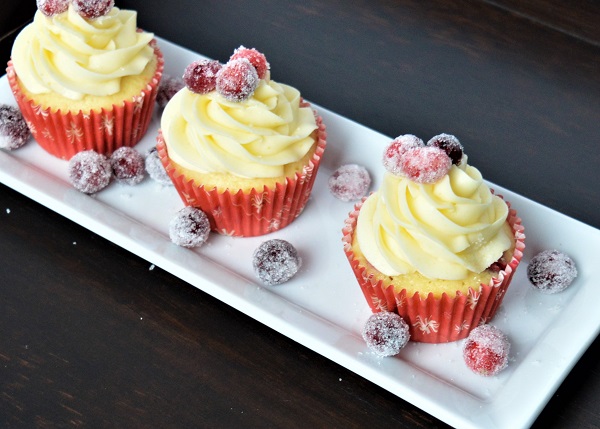 cranberry-oragne-cupcake-1